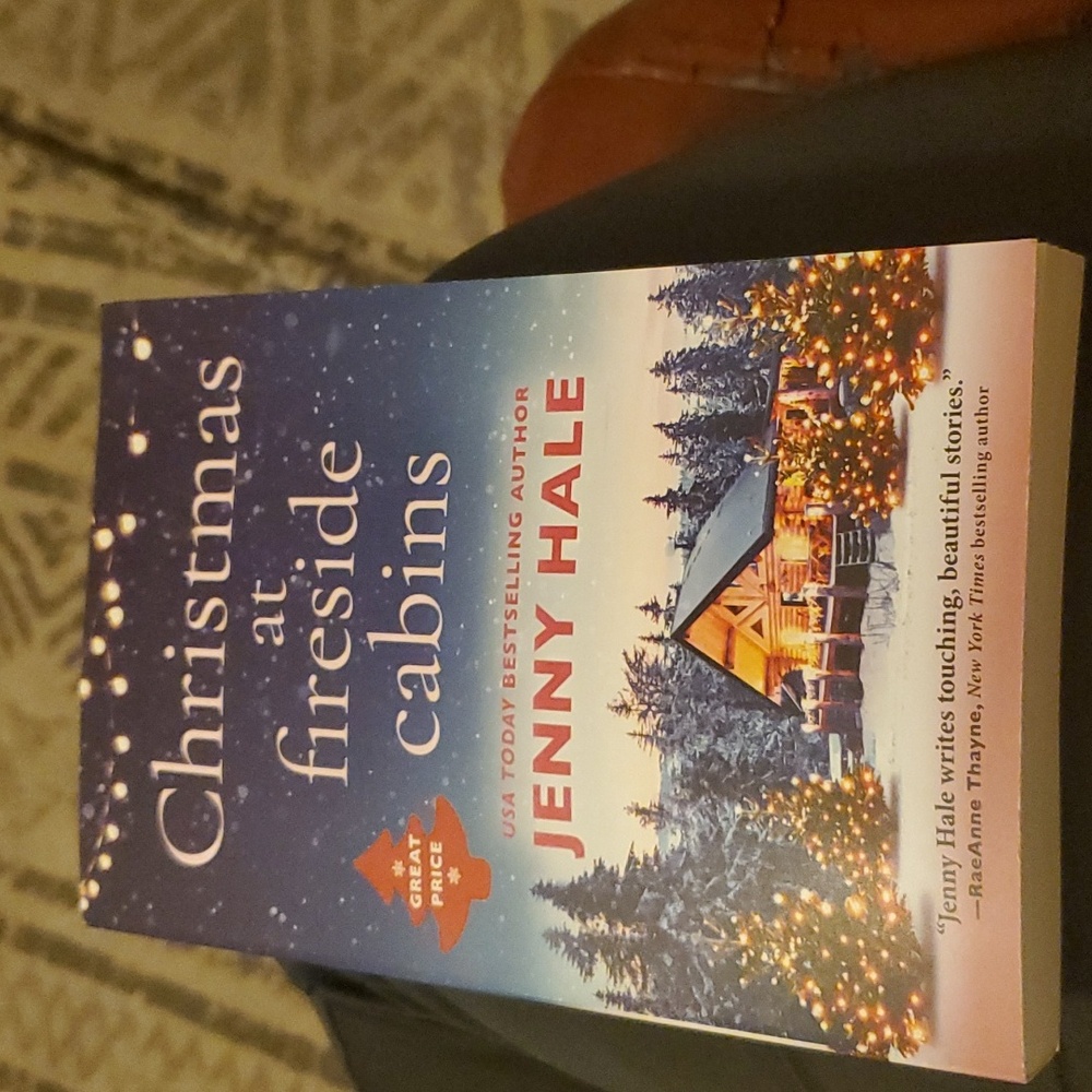 Christmas at Fireside Cabins by Jenny Hale. Paperback. Used condition